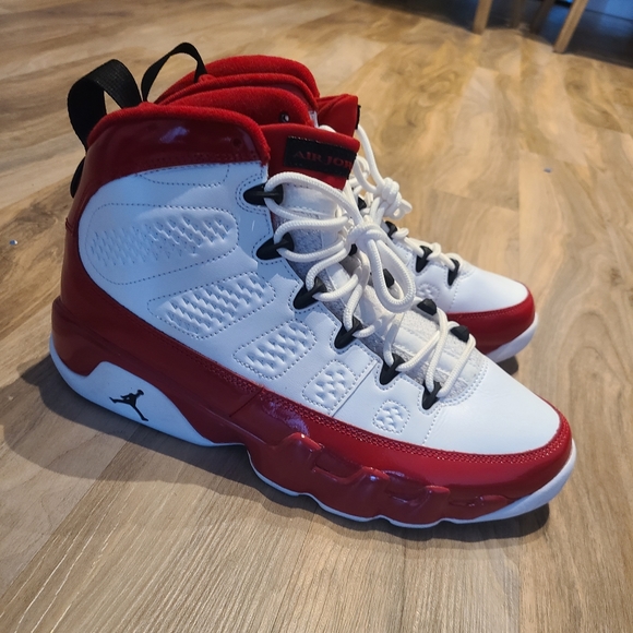Air Jordan Retro 9 Men Size 8.5 Red White - Picture 3 of 7